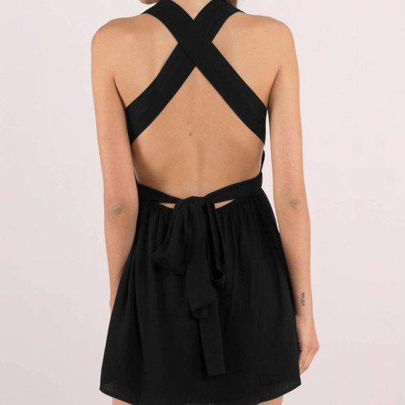 Tobi Black Minnie Covertible Skater Dress Deep V Plunge - Picture 3 of 4